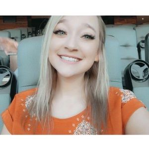 Meet your Posher, Micaela